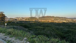 Terreno em Loures · 138 910 m² · 7 640 050 €