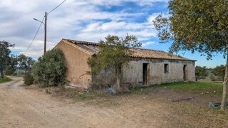 Land for sale in Almada, Portugal — €279,000