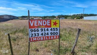 Terreno para venda em Figueira da Foz, Portugal — 65 000 €