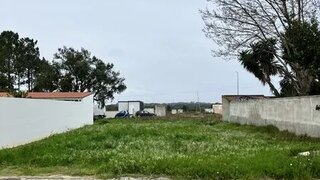 Terreno de 306 m² em Setúbal