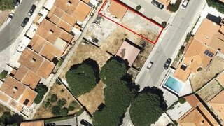 Land for sale in Seixal, Portugal — €280,000