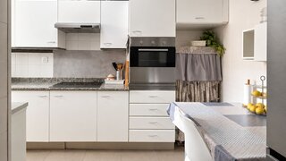 4-bedroom apartment with terrace in La Marina de Port, Barcelona