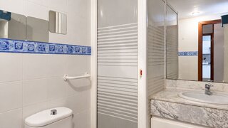 4-bedroom apartment with terrace in La Marina de Port, Barcelona