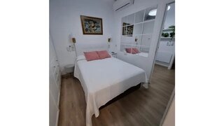 4-bedroom apartment with parking in L'Antiga Esquerra de l'Eixample, Barcelona