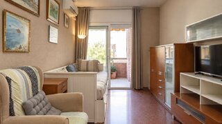 4-bedroom apartment with terrace in La Marina de Port, Barcelona