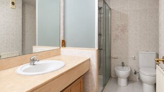 4-bedroom apartment with terrace in La Marina de Port, Barcelona