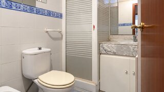 4-bedroom apartment with terrace in La Marina de Port, Barcelona