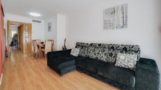 4-bedroom apartment with garden in El Prat de Llobregat