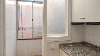 4-bedroom apartment with terrace in La Marina de Port, Barcelona