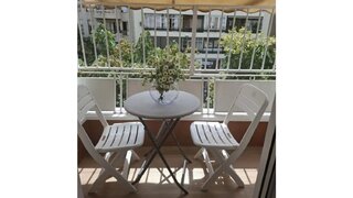4-bedroom apartment with parking in L'Antiga Esquerra de l'Eixample, Barcelona