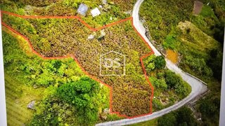 Land for sale in Santana, Portugal — €95,000