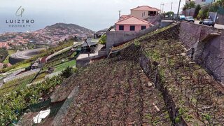Land for sale in Câmara de Lobos, Portugal — €230,000