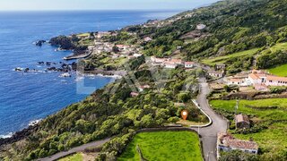 Land for sale in Lajes do Pico, Portugal — €149,900
