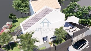 Land for sale in Calheta (Madeira), Portugal — €85,000