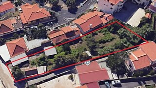 Land for sale in Santa Cruz, Portugal — €449,900