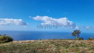 Land for sale in Calheta (Madeira), Portugal — €300,000