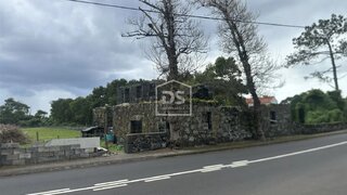 Land for sale in Velas, Portugal — €196,000