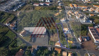 Land for sale in Madalena, Portugal — €180,000