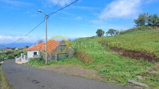 Land for sale in Calheta (Madeira), Portugal — €135,000