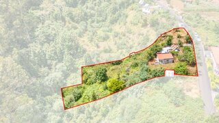 Land for sale in Santana, Portugal — €150,000