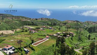 Land for sale in Calheta (Madeira), Portugal — €77,000