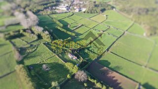 Land for sale in Praia da Vitória, Portugal — €240,000