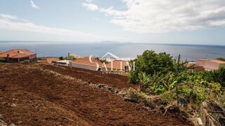 Land for sale in Santa Cruz, Portugal — €110,000