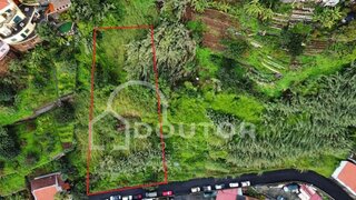 Land for sale in Funchal, Portugal — €98,000