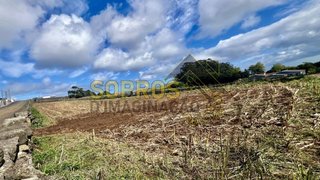 Land for sale in Praia da Vitória, Portugal — €86,000