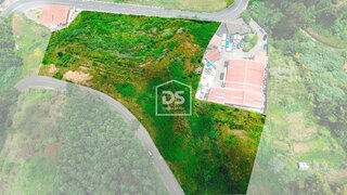 Land for sale in Santa Cruz, Portugal — €135,000