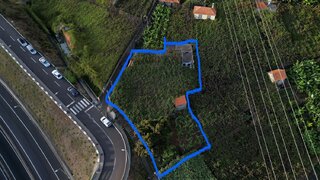 Land for sale in Câmara de Lobos, Portugal — €429,000