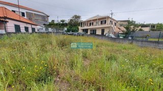 Land for sale in Santana, Portugal — €115,000