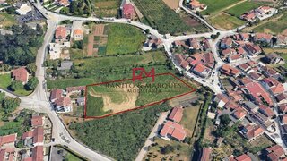 Land for sale in Valongo, Portugal — €230,000