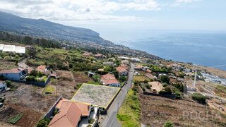 Land for sale in Calheta (Madeira), Portugal — €145,000