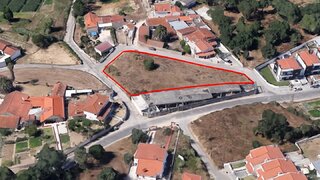 Terreno de 1880 m² em Leiria