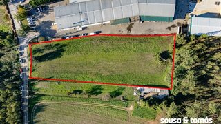 Terreno de 8680 m² em Leiria
