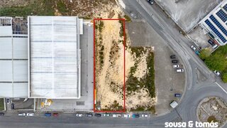 Terreno de 1200 m² em Leiria