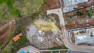 Land for sale in Calheta (Madeira), Portugal — €465,000