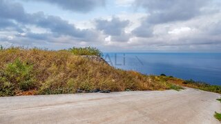 Land for sale in Calheta (Madeira), Portugal — €225,000