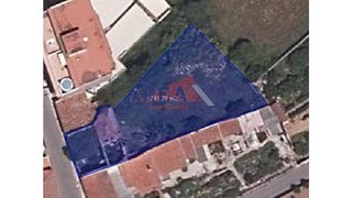 Land for sale in Oliveira de Azeméis, Portugal — €120,000