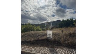 Land for sale in Vila Franca de Xira, Portugal — €135,000