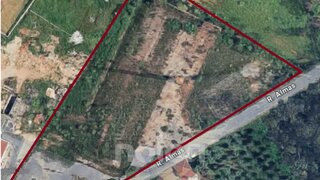 Terreno · 12 387 m² · 261 000 €