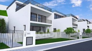 Land for sale in Vila Nova de Gaia, Portugal — €416,000