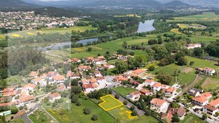 Terreno em Ponte de Lima · 675 m² · 69 000 €