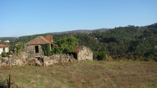 Land for sale in São Pedro do Sul, Portugal — €120,000