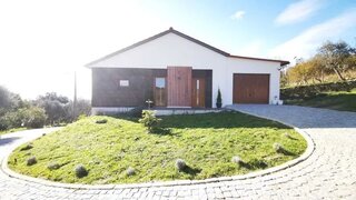 Land for sale in Mangualde, Portugal — €299,999