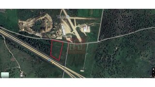 Land for sale in Benavente, Portugal — €100,000