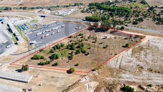 Land for sale in Azambuja, Portugal