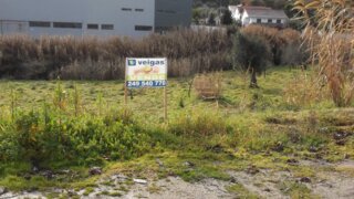 Land for sale in Ourém, Portugal — €60,000