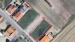 Land for sale in Coruche, Portugal — €95,000